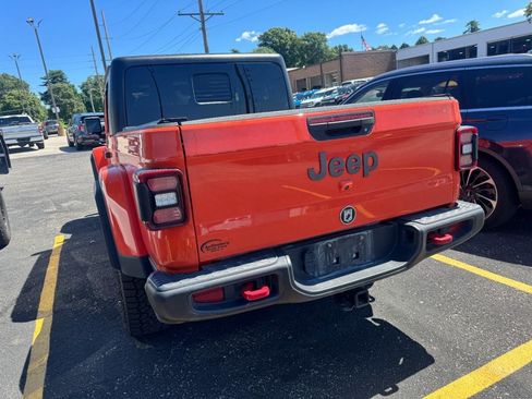 Used 2023 Jeep Gladiator Rubicon w/ LED Lighting Group AWD/4WD image 9