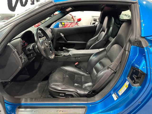 Used 2010 Chevrolet Corvette Coupe w/ Preferred Equipment Group RWD image 9