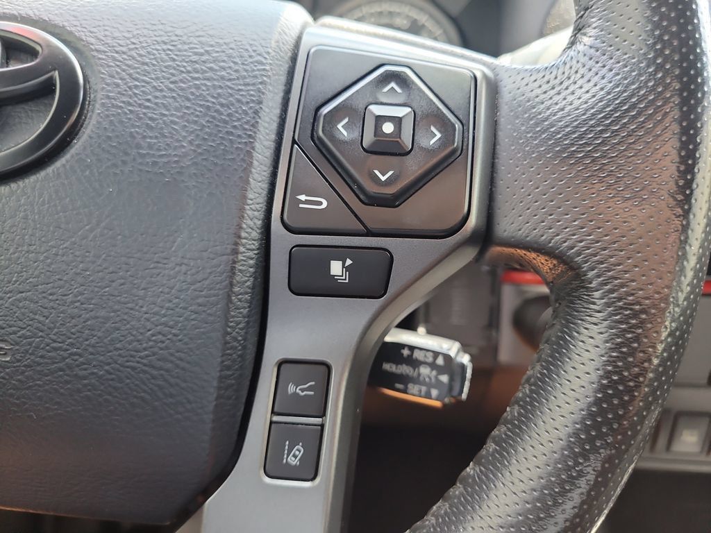 Used 2019 Toyota Tacoma TRD Sport RWD image 29