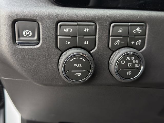 New 2026 Chevrolet Silverado 1500 RST AWD/4WD image 17