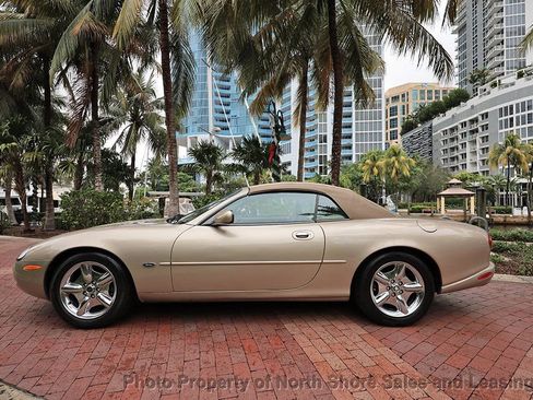 Used 1998 Jaguar XK8 Convertible image 3