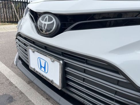 Used 2023 Toyota Camry LE image 15