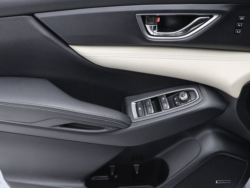 Used 2022 Subaru Ascent Limited w/ Technology Package image 16