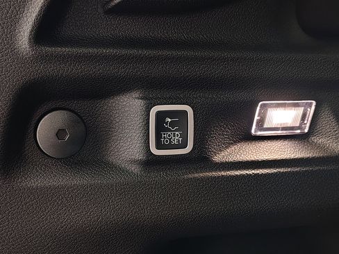 New 2026 Jeep Grand Cherokee L 4WD image 15