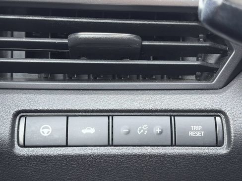 Certified 2023 Nissan Altima 2.5 SL FWD image 22