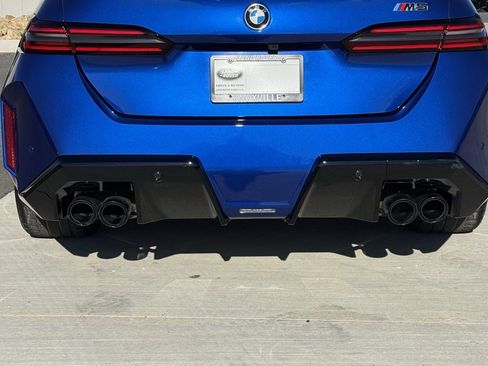 Used 2025 BMW M5 Base w/ Carbon Package image 47