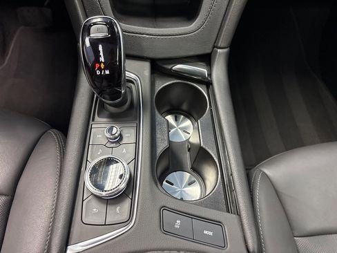 Used 2025 Cadillac XT5 Premium Luxury image 36