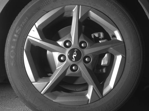 Used 2025 Kia K4 LXS image 13