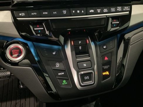 New 2026 Honda Odyssey Touring image 16
