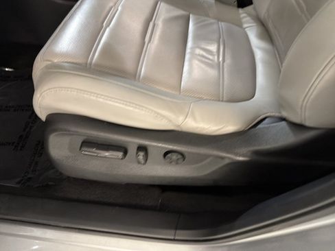 Used 2018 Honda CR-V EX-L image 16