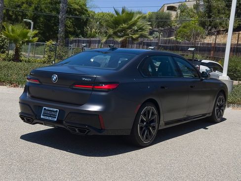 New 2026 BMW 760i xDrive w/ Executive Package AWD/4WD image 19