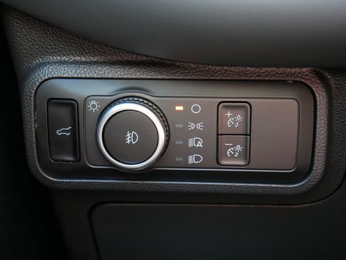 Used 2026 Ford Explorer Active w/ Active Comfort Package AWD/4WD image 26