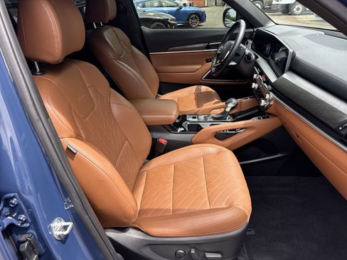 Used 2023 Kia Telluride EX X-Line image 13