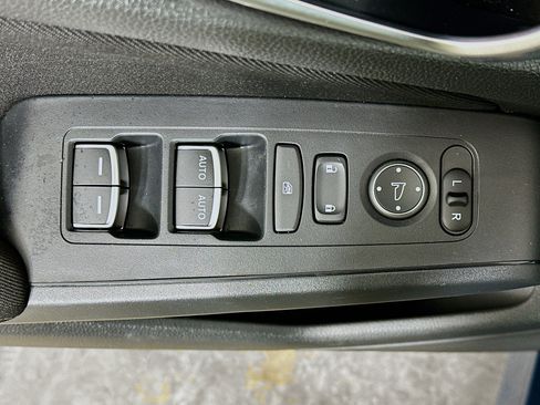 Used 2025 Honda Civic LX image 15
