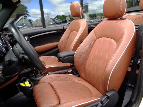 Used 2020 MINI Cooper S FWD image 2