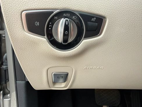 Used 2022 Mercedes-Benz E 350 4MATIC Sedan image 28