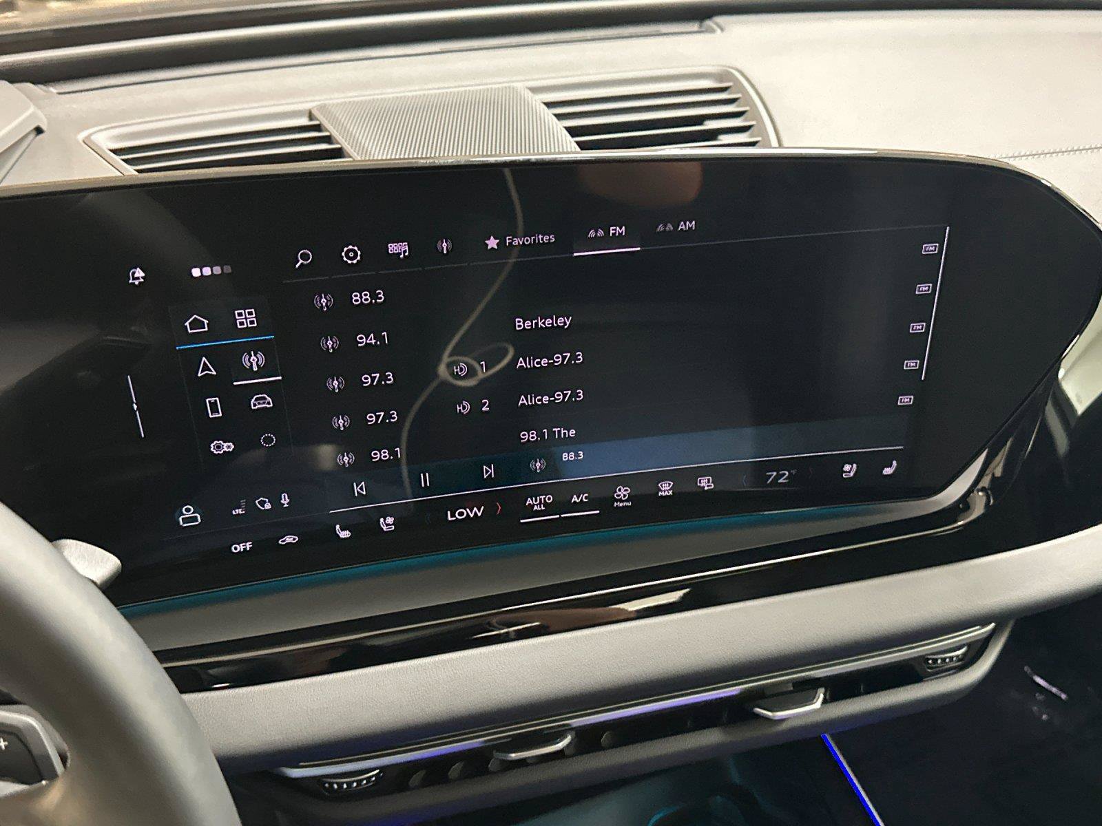 Certified 2026 Audi A6 Premium Plus AWD/4WD image 17