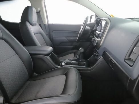 Used 2015 Chevrolet Colorado Z71 image 30