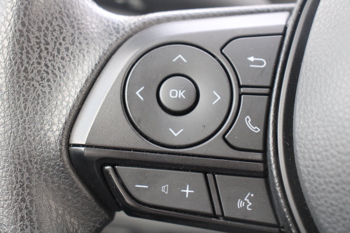 Certified 2025 Toyota Corolla LE FWD image 22