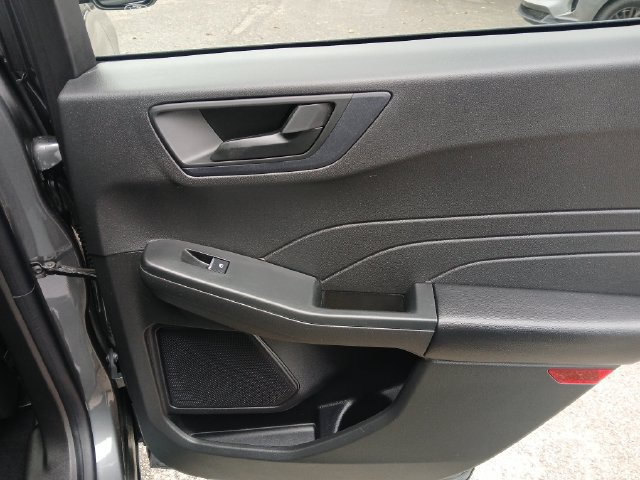 Used 2023 Ford Escape Active AWD/4WD image 41