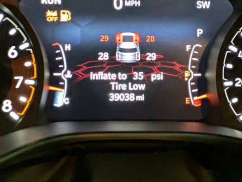 Certified 2022 Jeep Compass Latitude w/ Convenience Group image 25