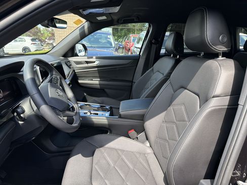 Used 2024 Volkswagen Atlas Cross Sport SE w/ Black Wheel Package AWD/4WD image 8
