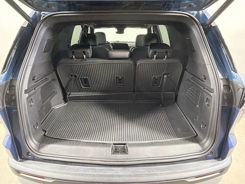 Used 2026 Chevrolet Traverse Z71 w/ Driver Confidence Package AWD/4WD image 22
