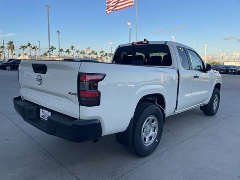 New 2026 Nissan Frontier S image 3