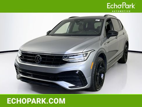 Used 2023 Volkswagen Tiguan SE R-Line FWD image 1