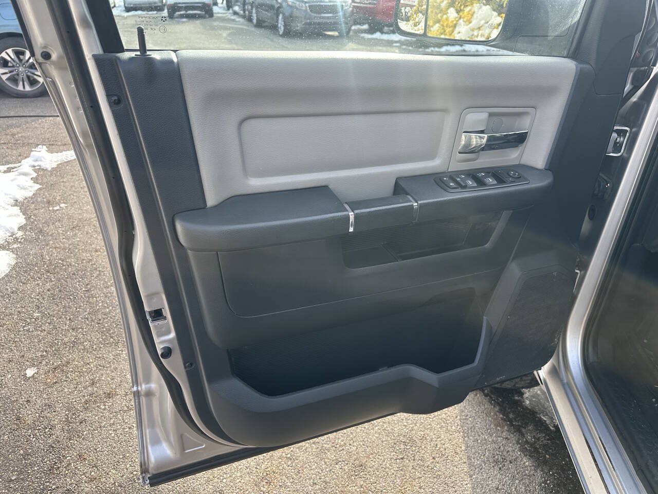 Used 2012 RAM 2500 SLT w/ Protection Group AWD/4WD image 14