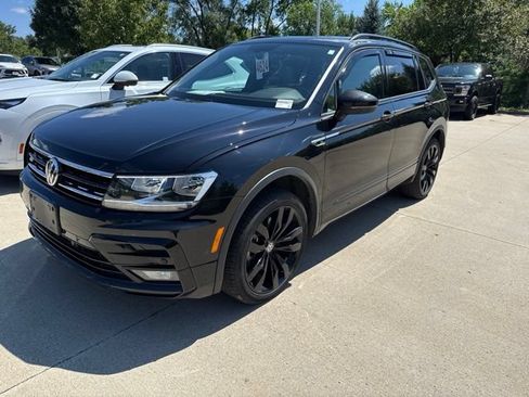 Used 2021 Volkswagen Tiguan SE R-Line AWD/4WD image 1