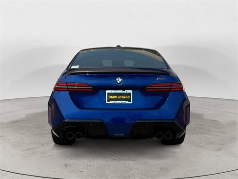 Used 2025 BMW M5 w/ Carbon Package image 6