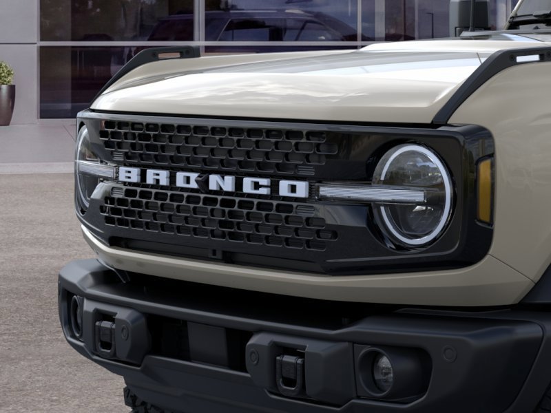 Used 2025 Ford Bronco Badlands AWD/4WD image 23