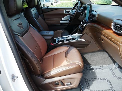 Used 2024 Ford Explorer King Ranch w/ Technology Package AWD/4WD image 63