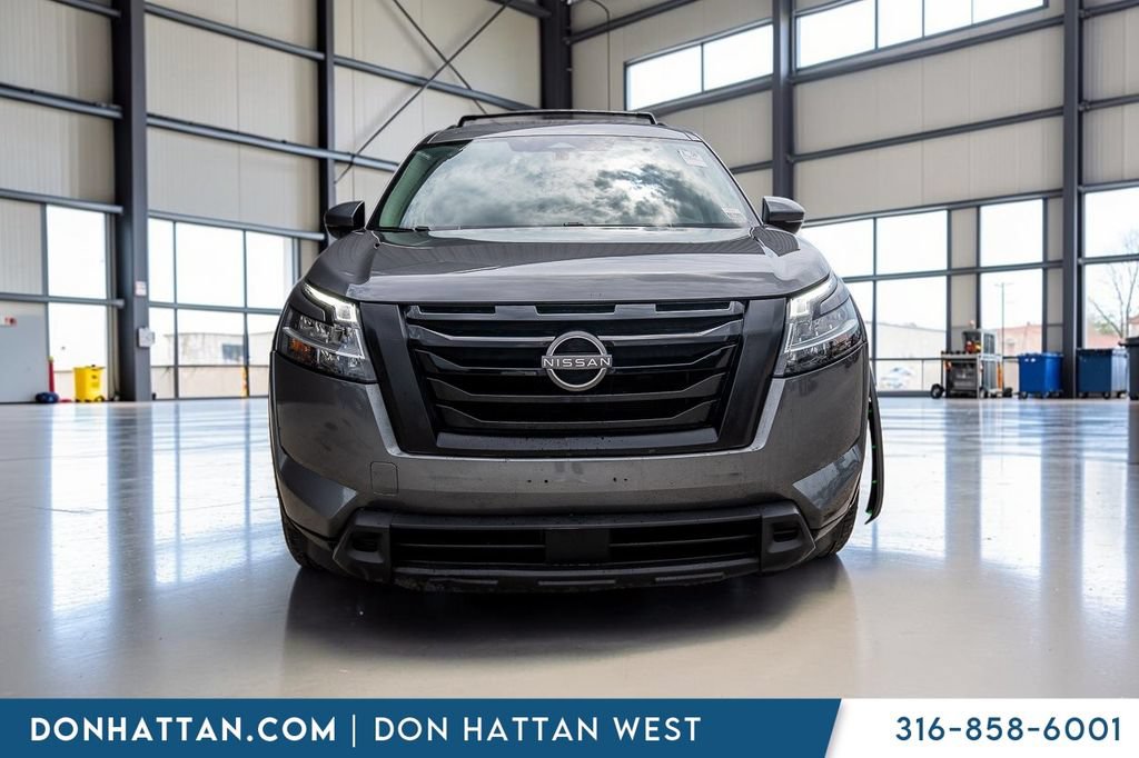 Used 2022 Nissan Pathfinder SV FWD image 25