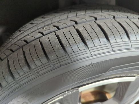 Certified 2024 Honda HR-V EX-L image 23