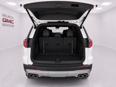 New 2026 GMC Acadia Elevation w/ Elevation Premium Package AWD/4WD image 9