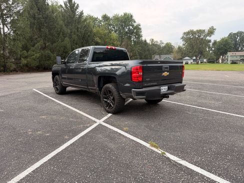 Used 2017 Chevrolet Silverado 1500 W/T AWD/4WD image 5