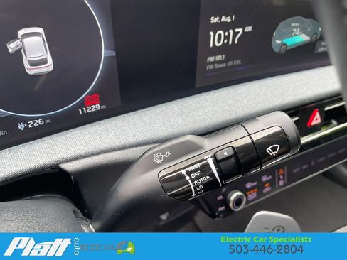 Used 2023 Kia EV6 Wind w/ Wind Technology Package AWD/4WD image 33