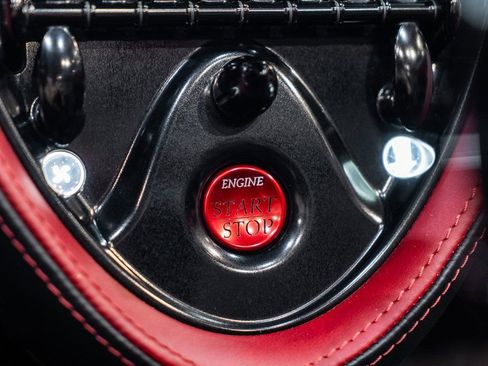 Used 2017 Pagani Huayra image 29