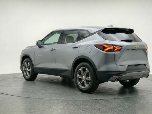 Used 2025 Chevrolet Blazer LT FWD image 6