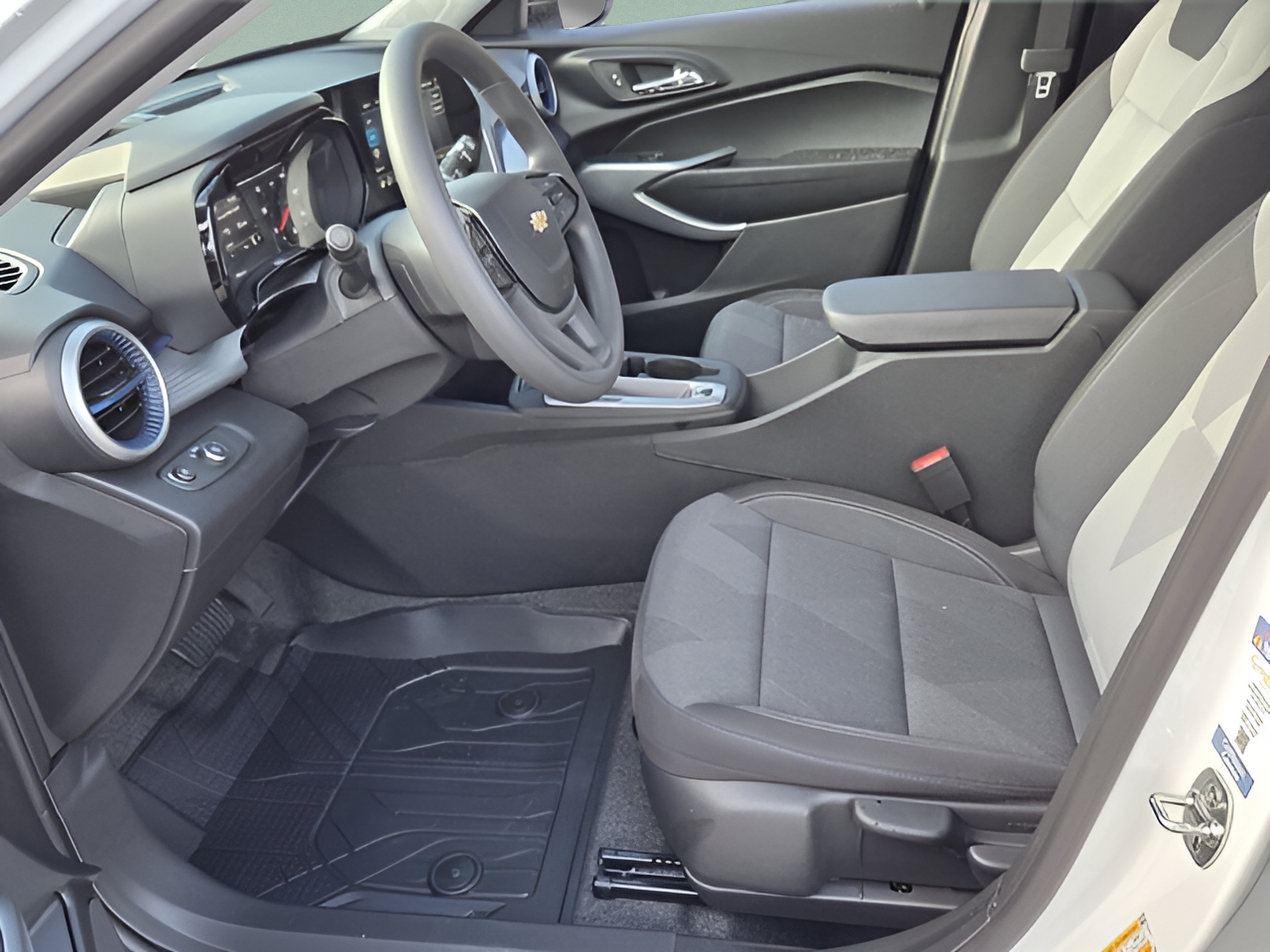 New 2026 Chevrolet Trax LS FWD image 9