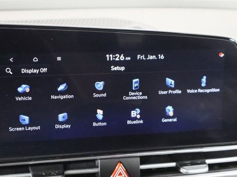 Used 2023 Hyundai Elantra SEL w/ Convenience Package image 31