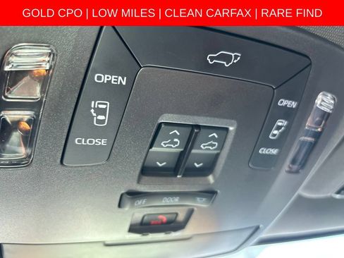 Used 2024 Toyota Sienna XSE w/ XSE Premium Package FWD image 35
