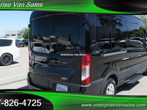 Used 2022 Ford Transit 350 XLT RWD image 5