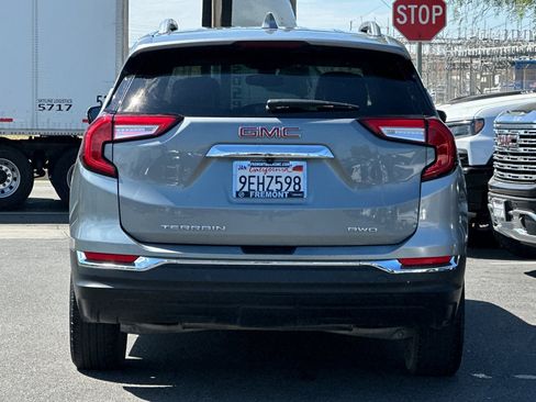 Used 2023 GMC Terrain SLT image 5