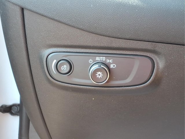 Used 2024 Chevrolet Equinox LT AWD/4WD image 15
