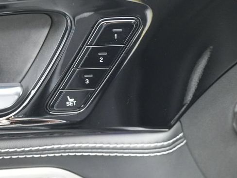 Used 2024 Acura MDX SH-AWD w/ Advance Package image 21