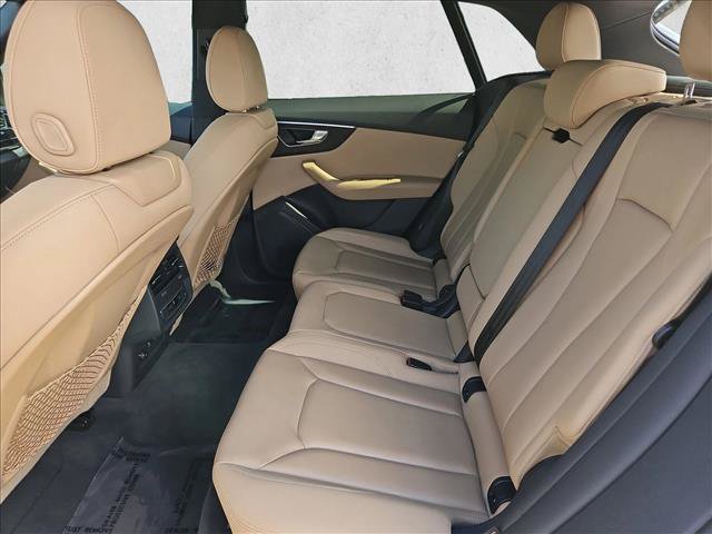 Used 2023 Audi Q8 Premium AWD/4WD image 25