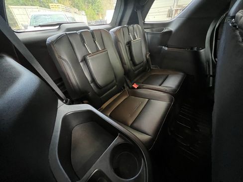 Used 2018 Ford Explorer Sport image 20